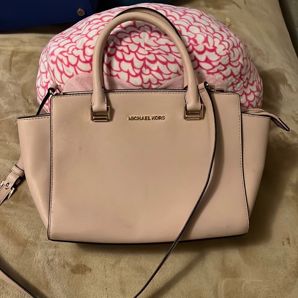 Michael kors satchel.
